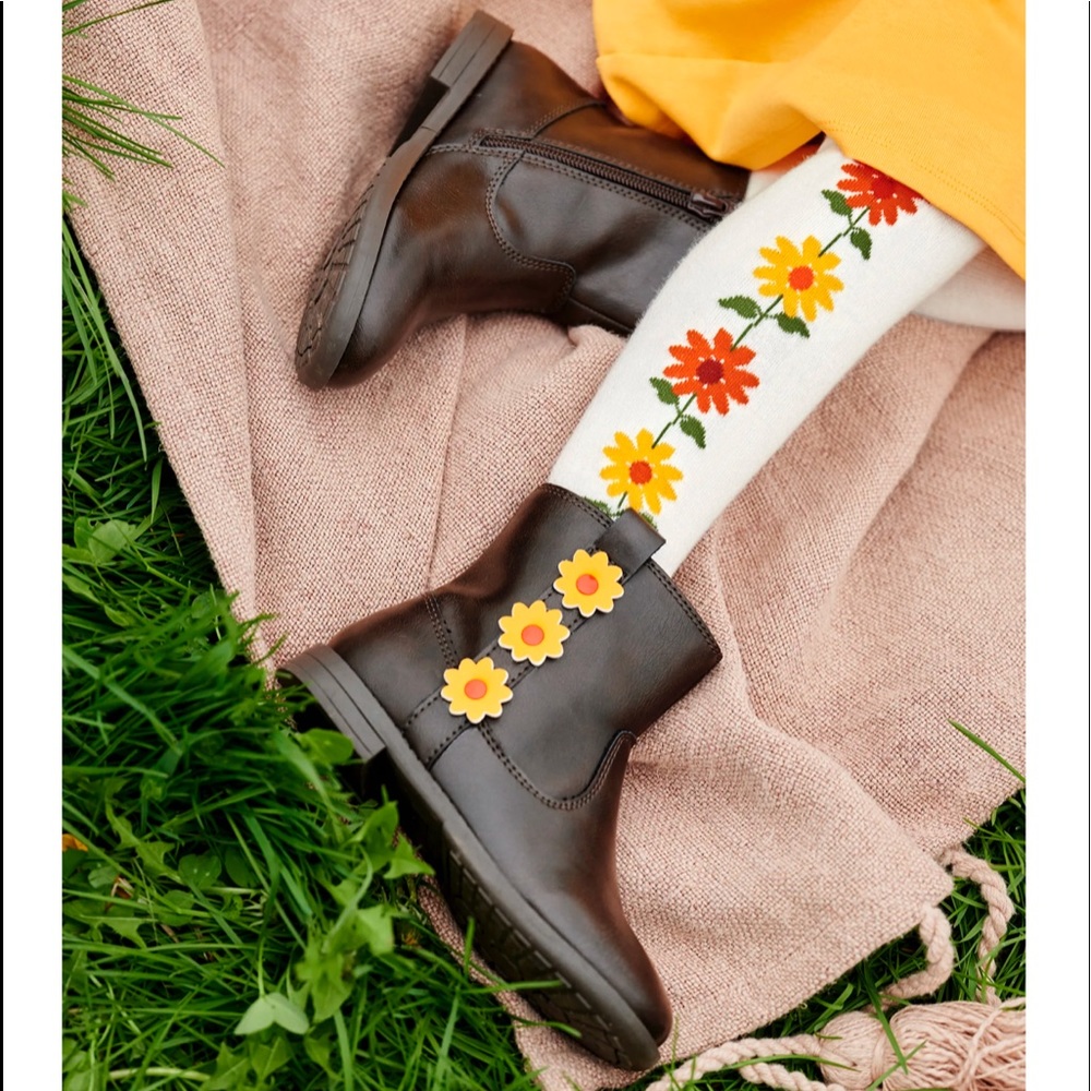 GYMBOREE GIRLS SUNFLOWER BROWN BOOTS